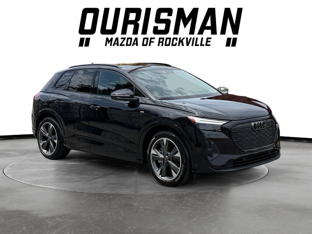 2024 AUDI Q4