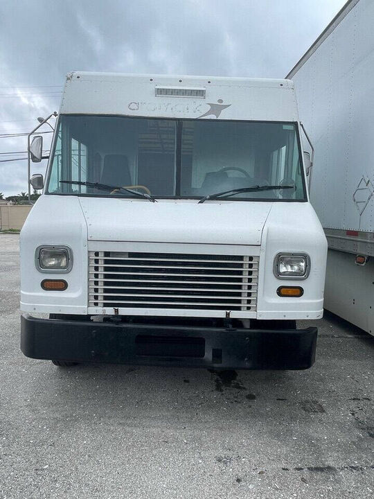 2011 FREIGHTLINER MT 45 HEV Chassis