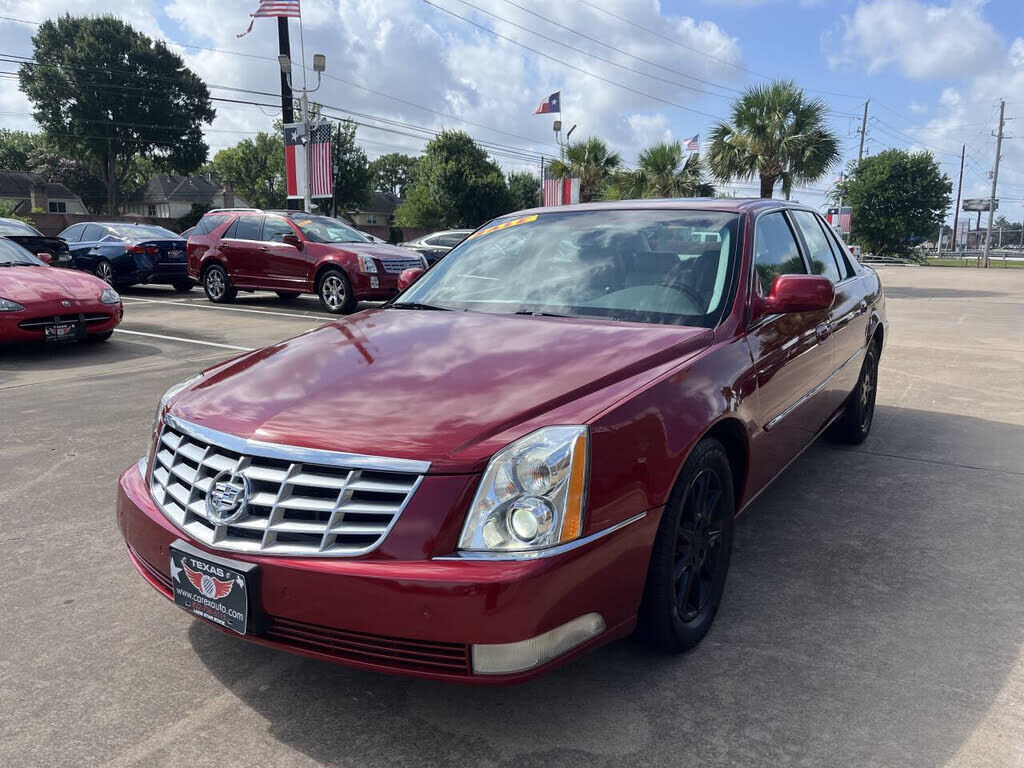 2011 CADILLAC DTS