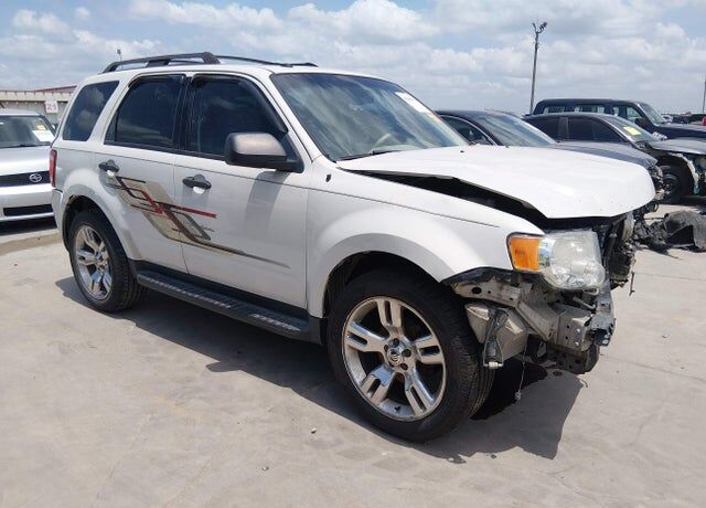 2011 FORD Escape