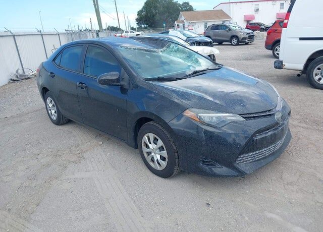 2018 TOYOTA Corolla