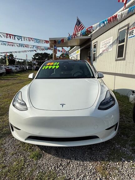 2021 TESLA Model Y