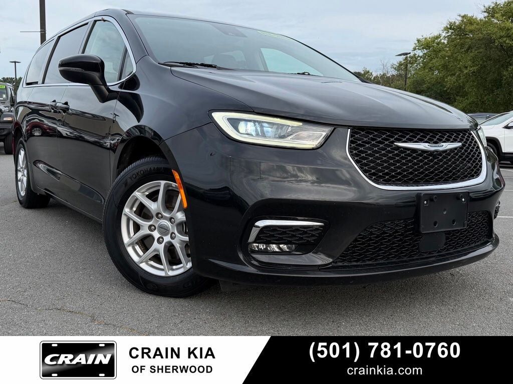 2023 CHRYSLER Pacifica