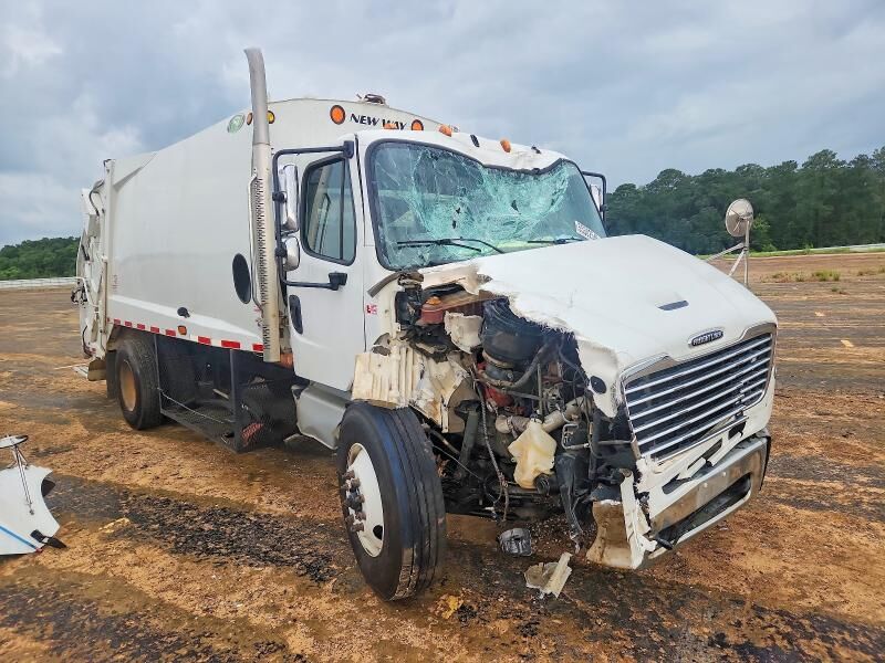 2024 FREIGHTLINER M2