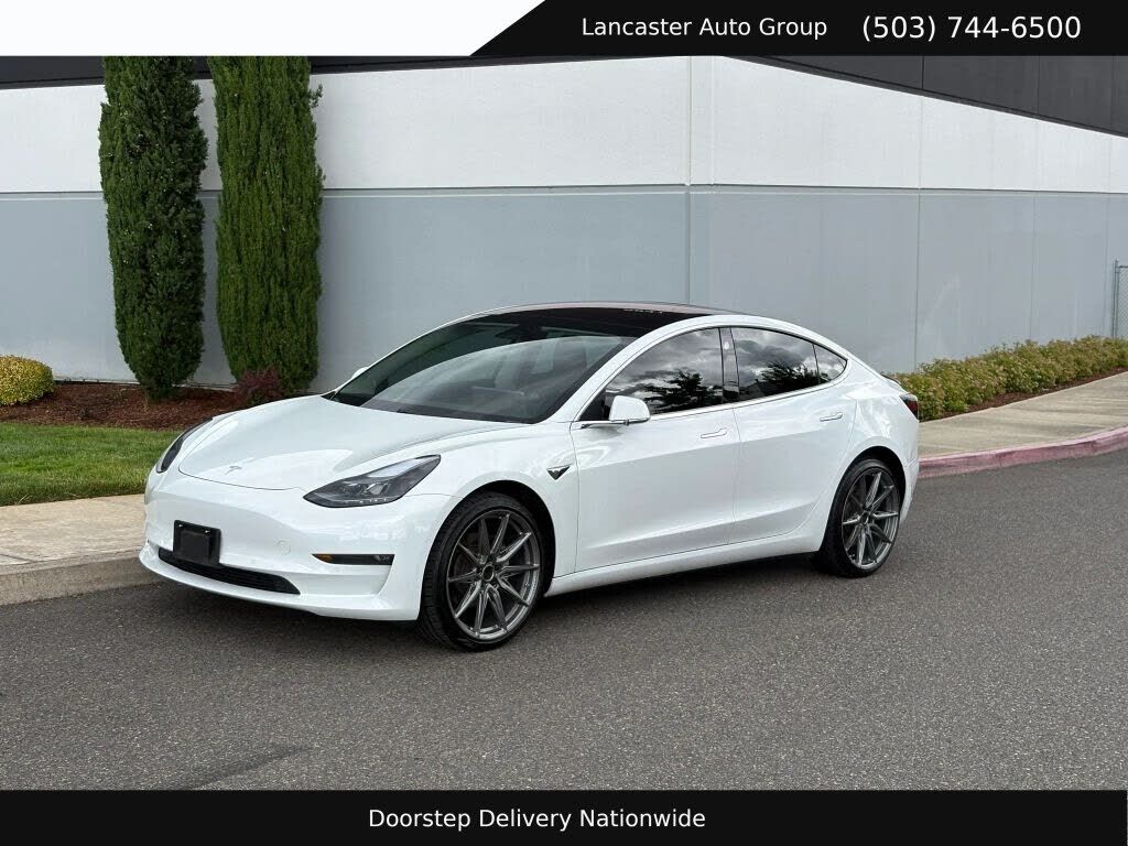 2018 TESLA Model 3
