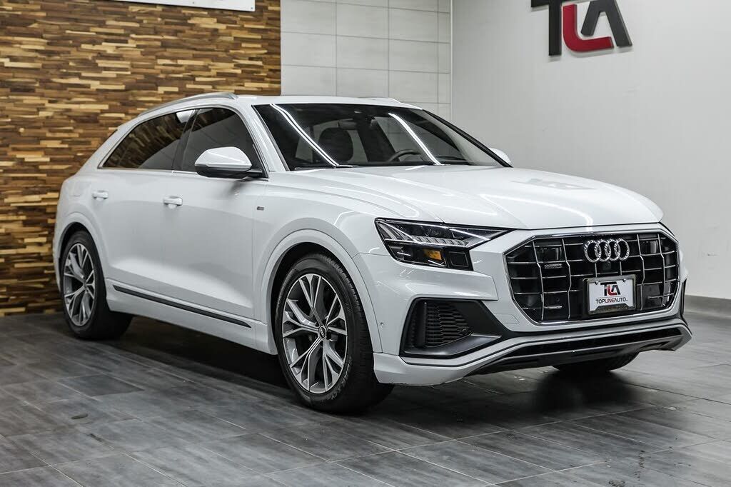 2021 Audi Q8