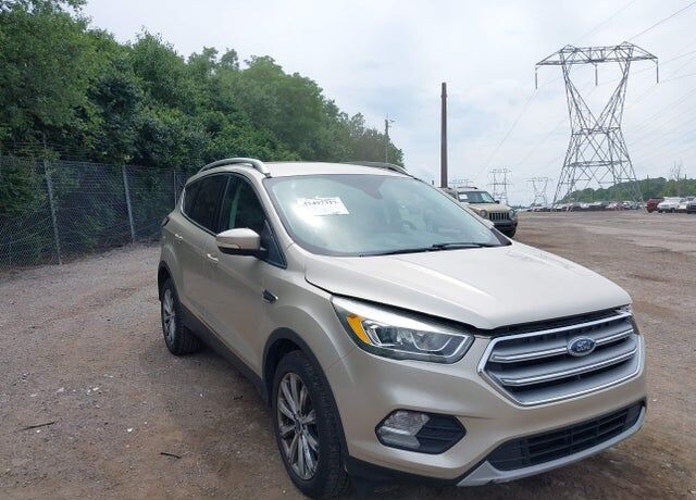 2017 FORD Escape