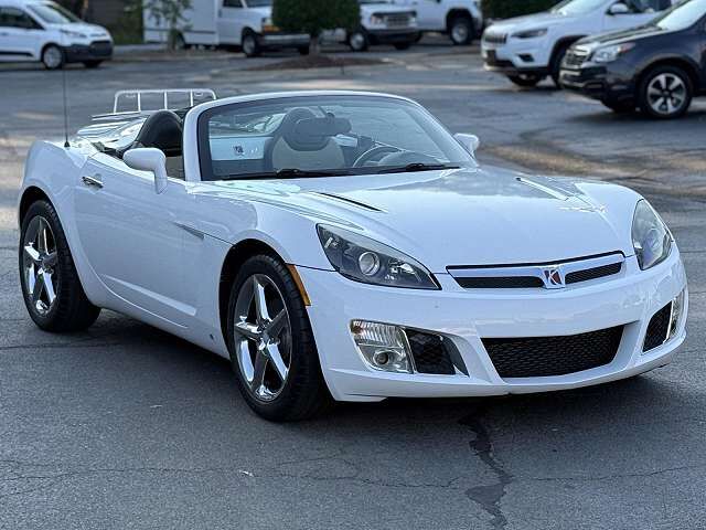 2008 SATURN Sky
