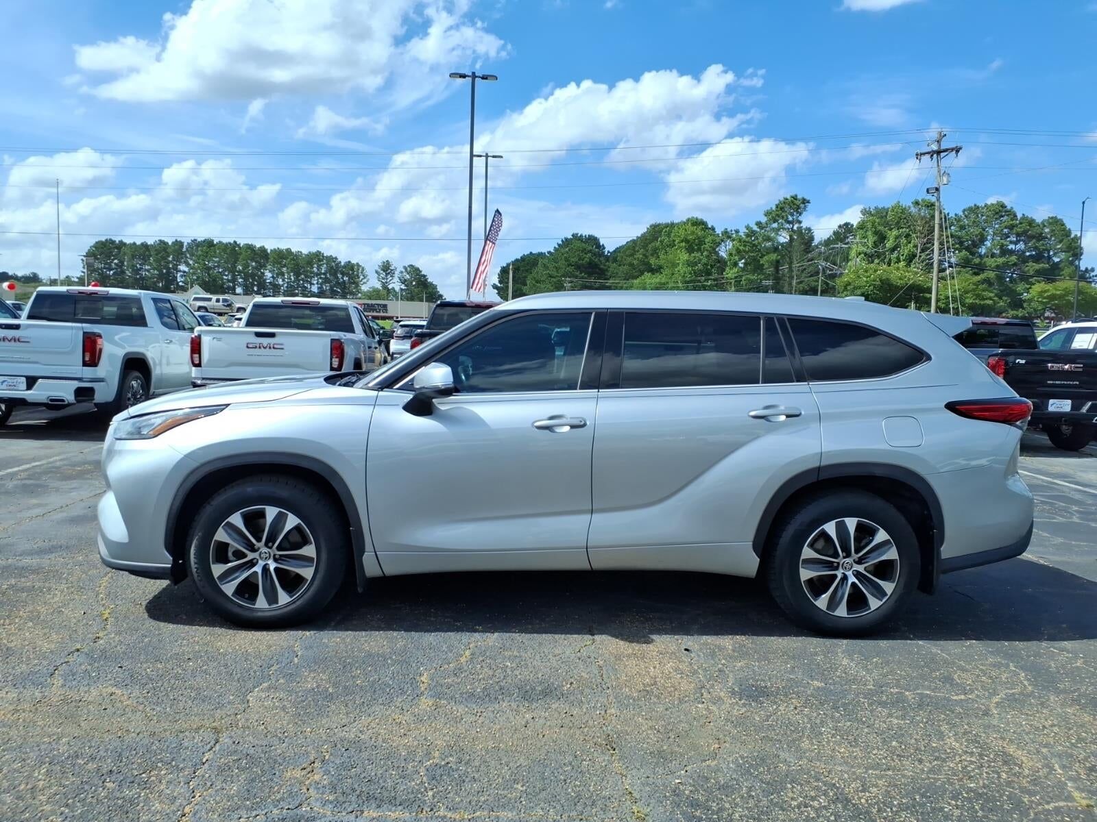 2020 TOYOTA Highlander