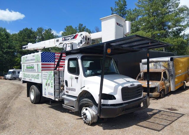 2025 FREIGHTLINER M2