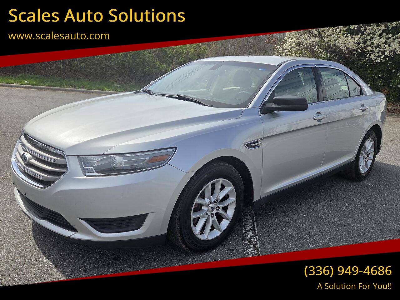 2013 FORD Taurus