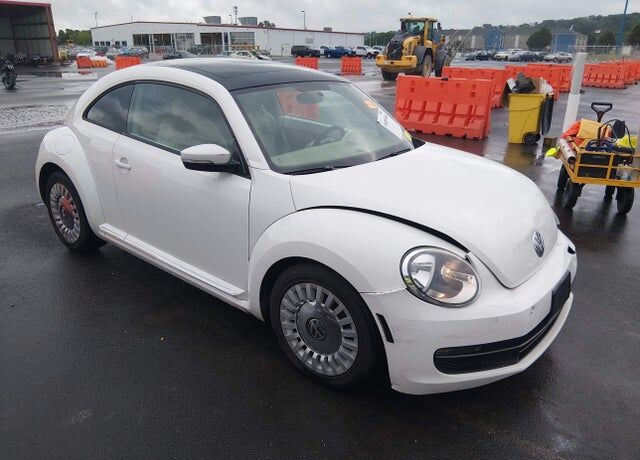 2013 VOLKSWAGEN Beetle