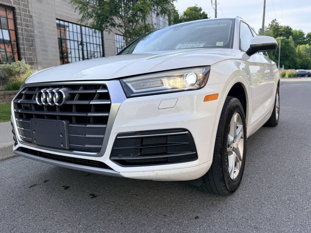 2018 AUDI Q5