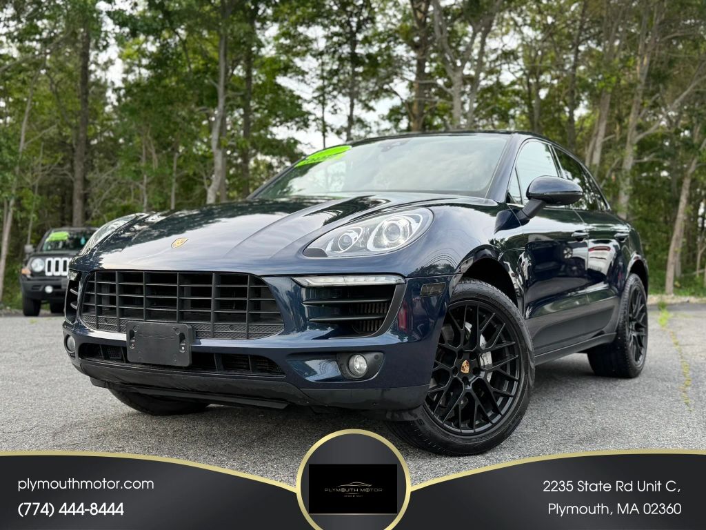 2017 PORSCHE Macan