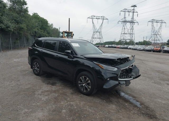 2024 TOYOTA Highlander