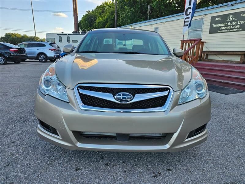 2010 SUBARU Legacy