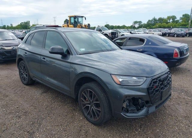 2024 AUDI SQ5