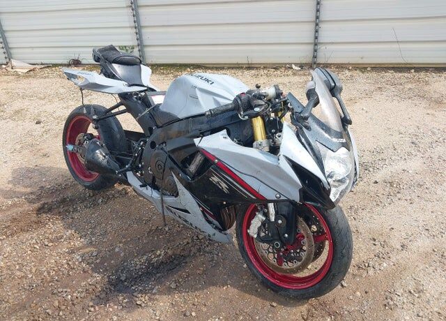 2023 SUZUKI GSX-R750