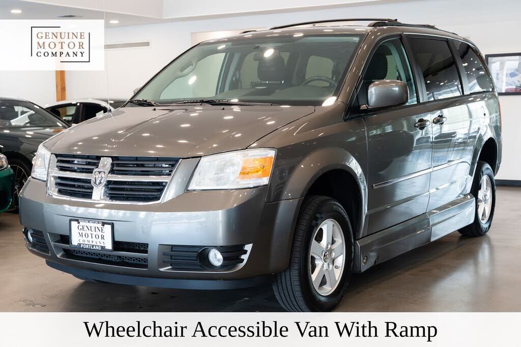 2010 DODGE Grand Caravan