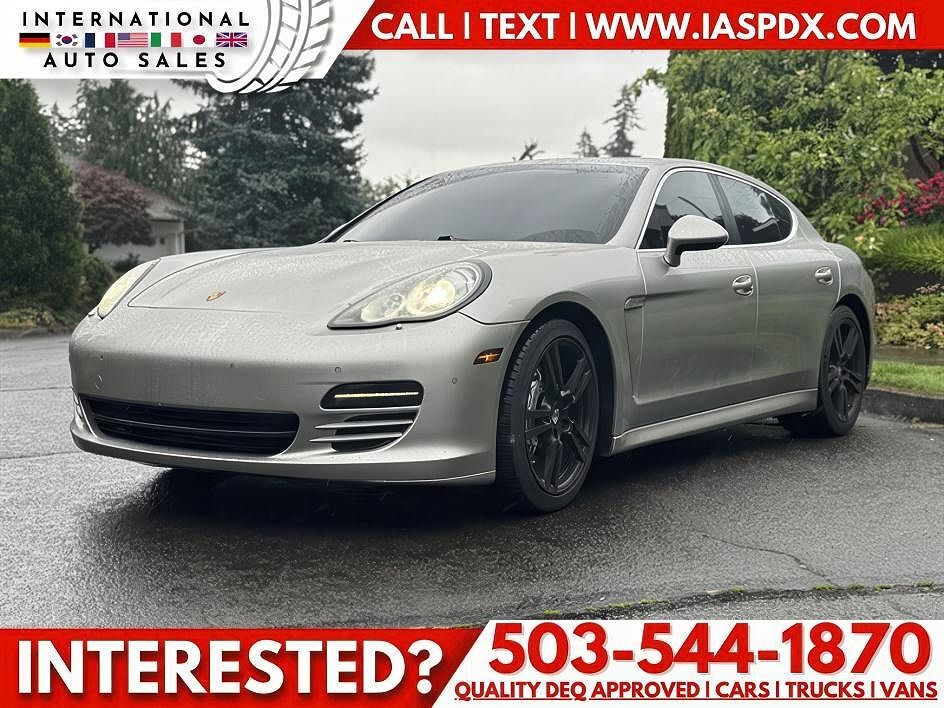 2011 PORSCHE Panamera