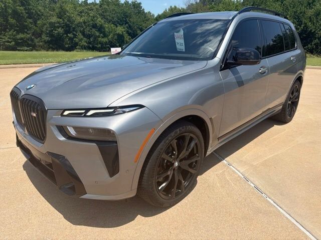 2024 BMW X7