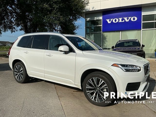 2022 VOLVO XC90
