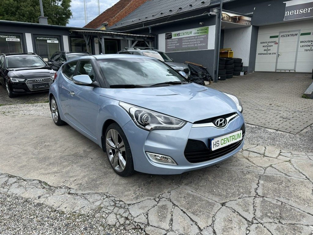 2012 HYUNDAI Veloster