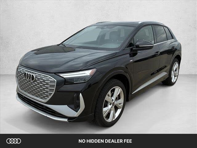 2023 AUDI Q4
