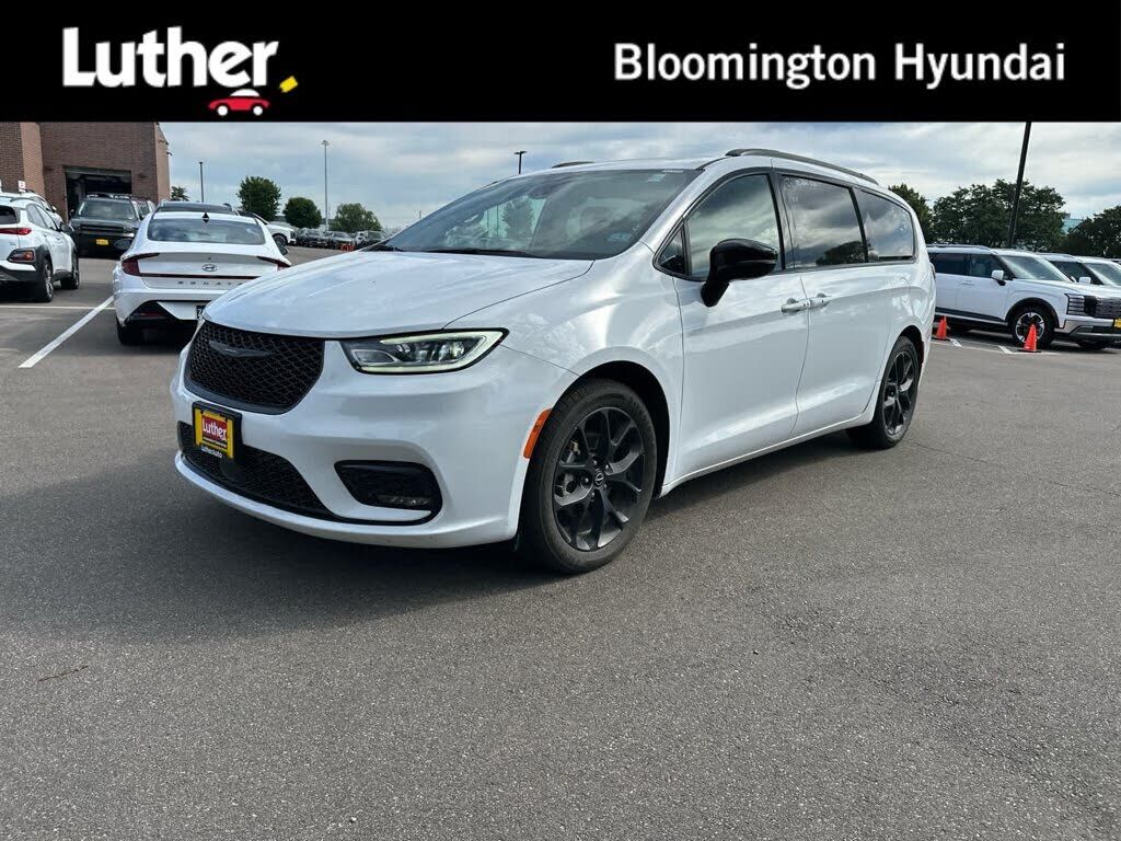 2025 CHRYSLER Pacifica
