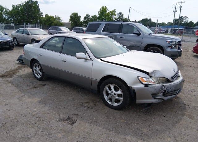 2001 LEXUS ES