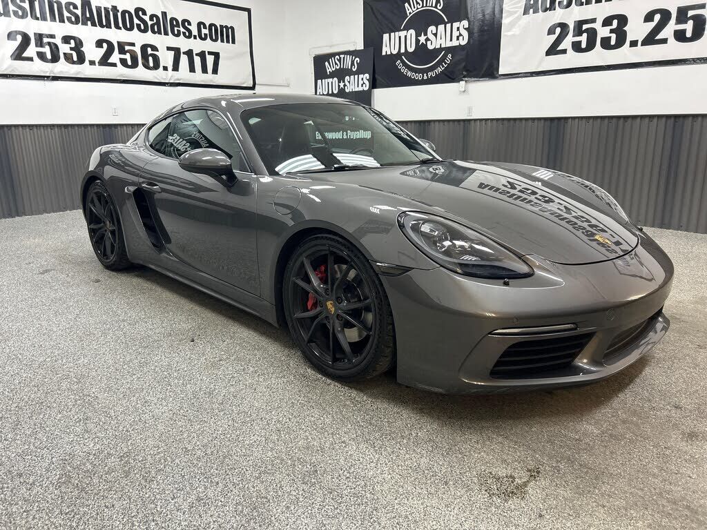 2018 PORSCHE 718