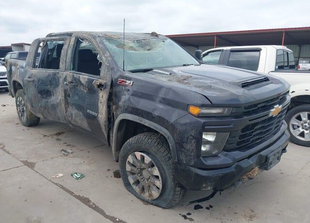 2024 CHEVROLET Silverado HD