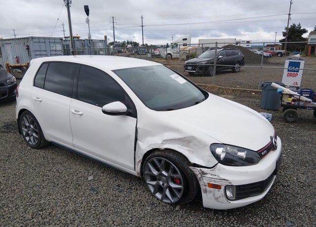 2013 VOLKSWAGEN Golf GTI