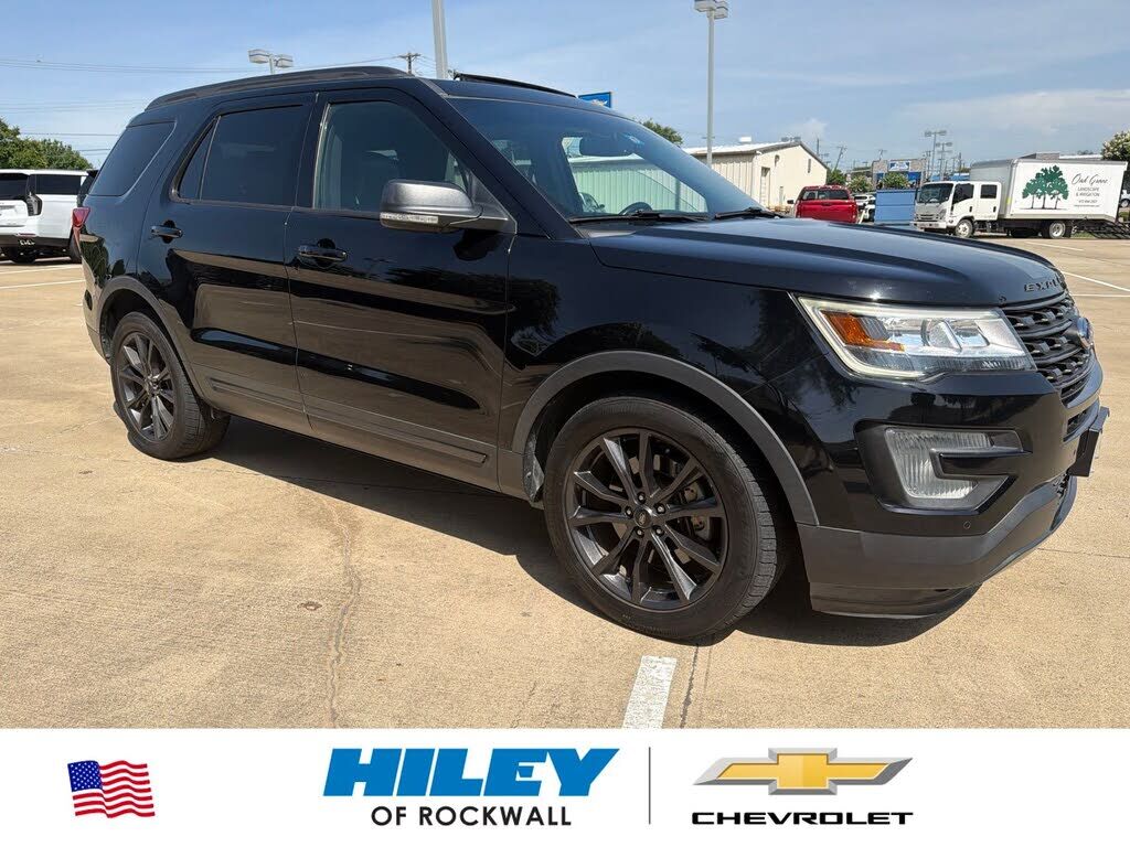 2017 FORD Explorer