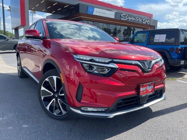 2025 VINFAST VF 8
