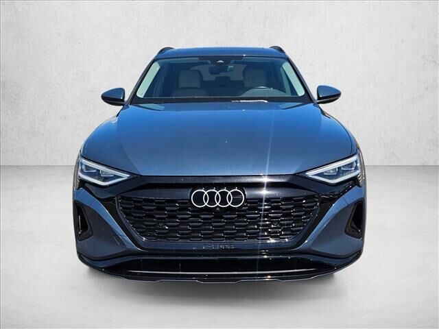 2024 Audi Q8