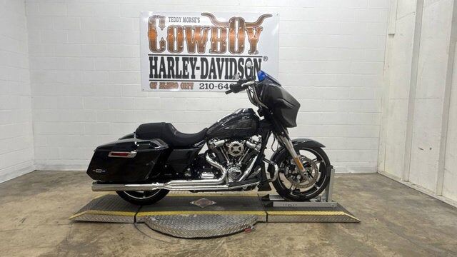 2026 HARLEY DAVIDSON FLHX / Street Glide