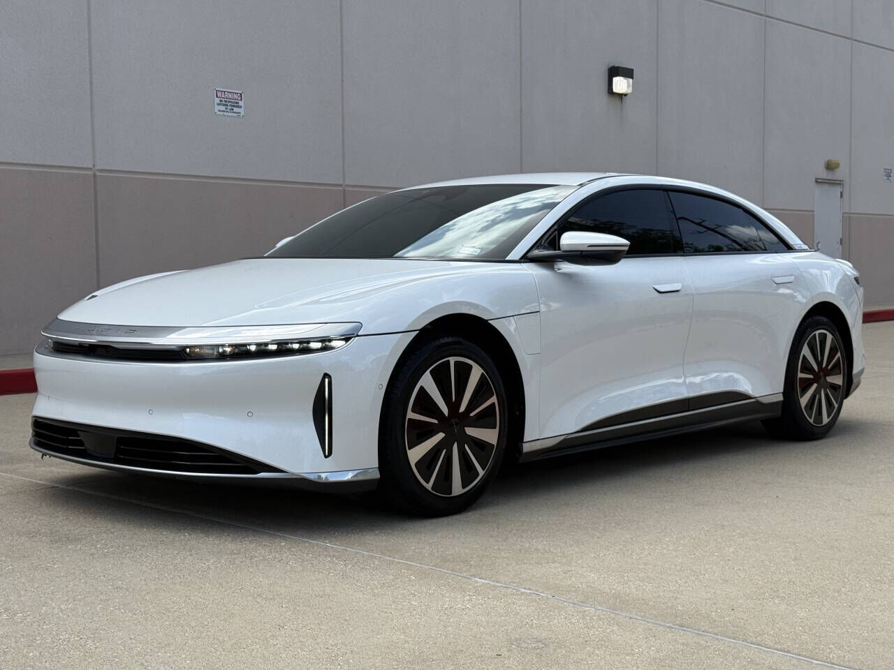2023 LUCID MOTORS Air