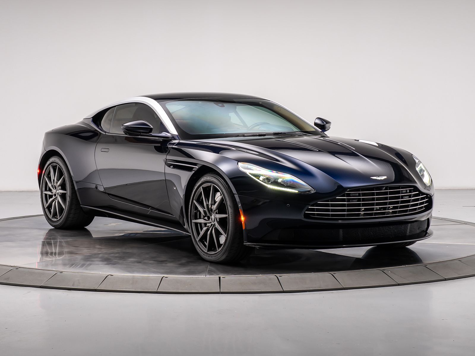 2018 ASTON MARTIN DB11