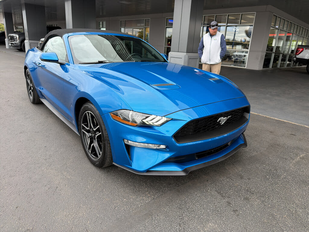 2019 FORD Mustang