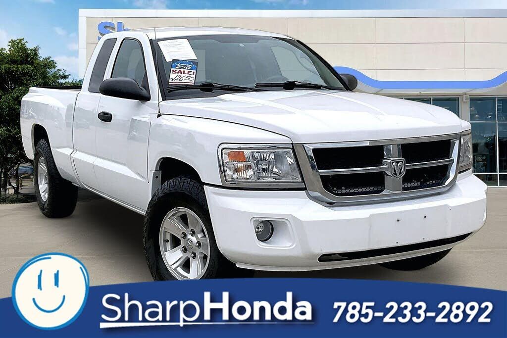 2008 DODGE Dakota
