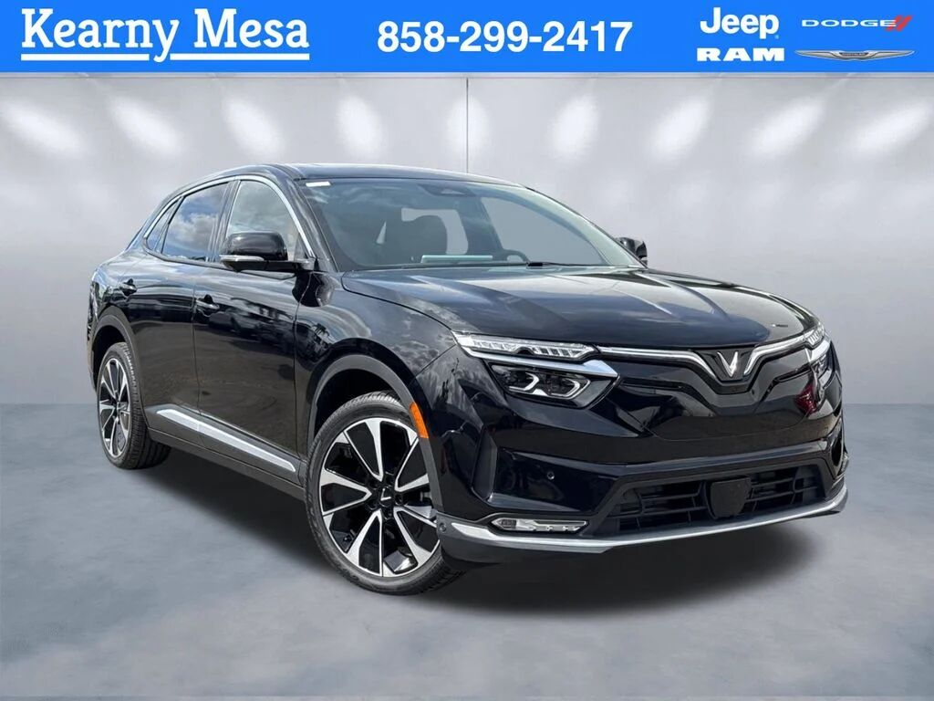 2025 VINFAST VF 8