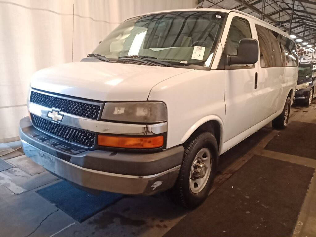 2013 CHEVROLET Express