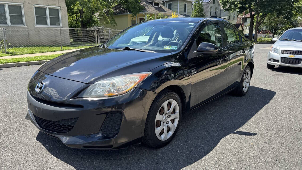 2013 MAZDA Mazda3