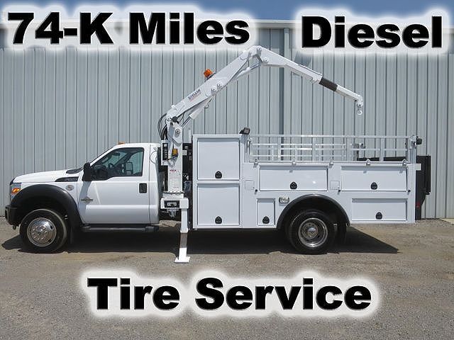 2011 FORD F-550
