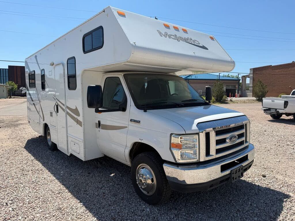 2015 FORD E-350