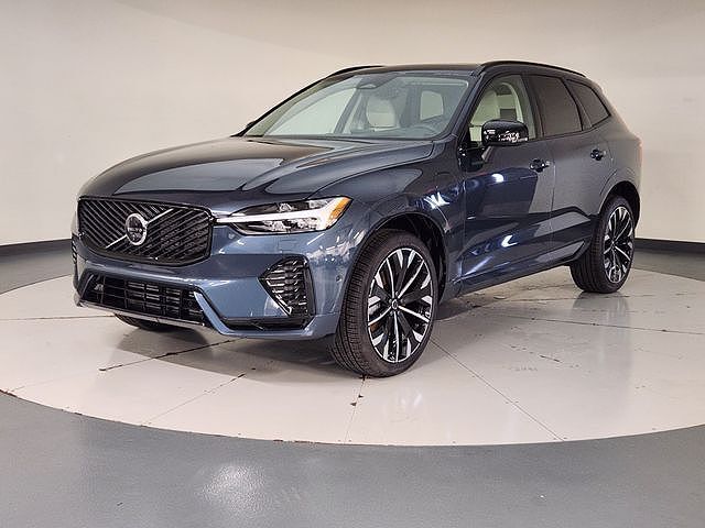 2026 VOLVO XC60
