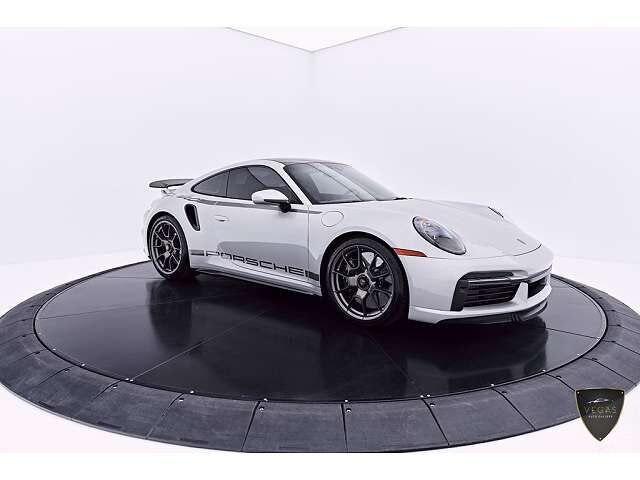 2025 PORSCHE 911