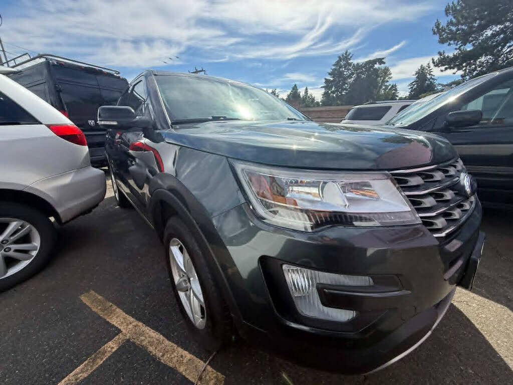 2016 FORD Explorer