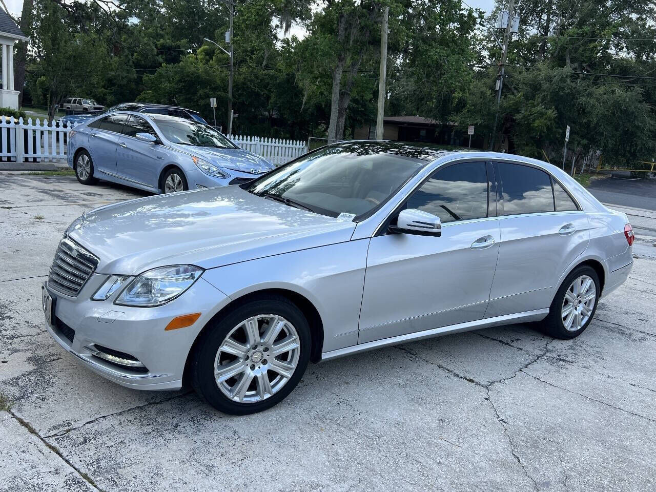 2013 MERCEDES-BENZ E-Class